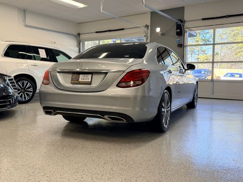 Used 2016 Mercedes-Benz C 300 Luxury image 7
