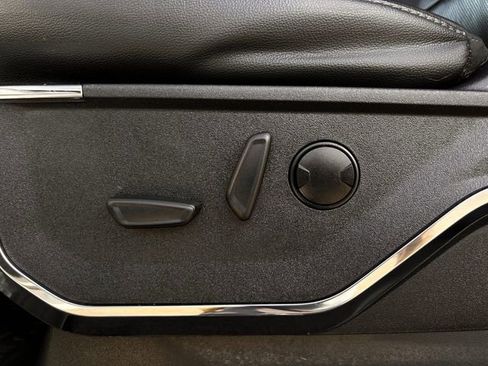 Used 2022 Ford F150 Lariat image 28