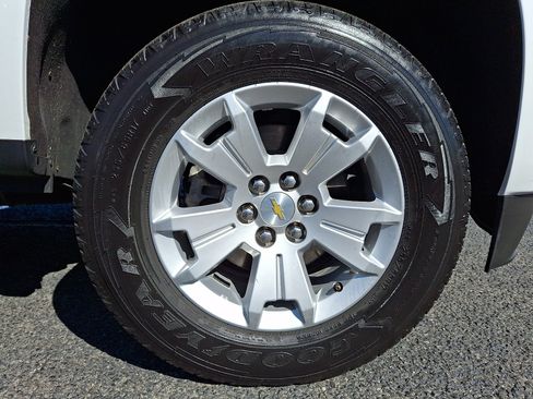 Certified 2024 Chevrolet Equinox LT FWD image 9