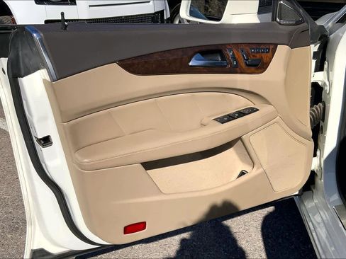 Used 2013 Mercedes-Benz CLS 550 image 20