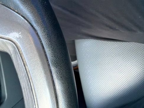 Used 2022 Ford F150 Lariat RWD image 11