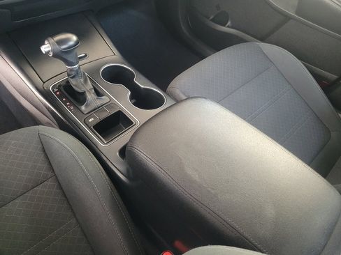 Used 2018 Kia Sorento LX image 26