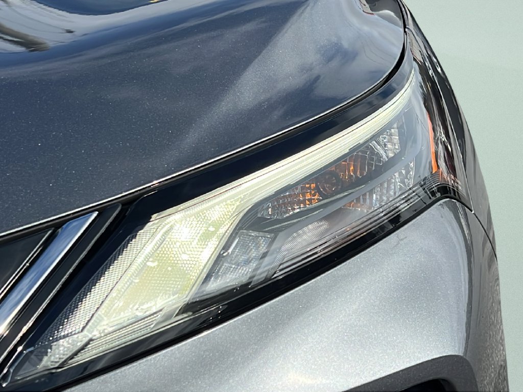 Used 2023 Nissan Rogue SV FWD image 23