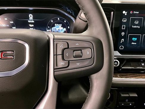 Used 2024 GMC Sierra 2500 SLE w/ SLE Value Package; image 24