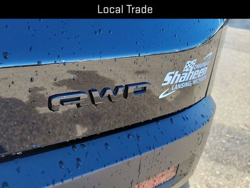 Certified 2023 GMC Acadia SLE image 7