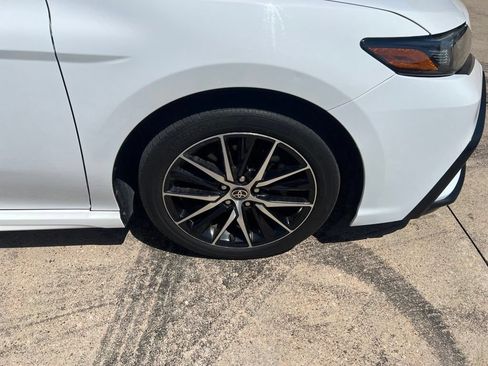 Used 2024 Toyota Camry SE FWD image 16