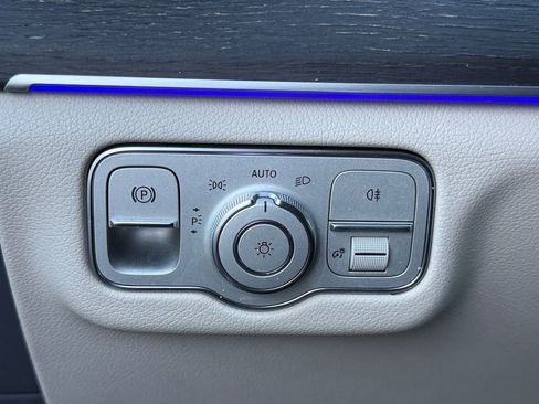 Used 2020 Mercedes-Benz GLS 450 4MATIC image 22