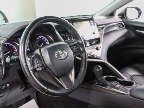 Used 2022 Toyota Camry SE FWD image 22
