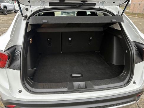 Certified 2024 Chevrolet Trax LT image 10