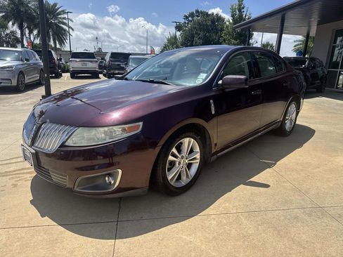 Used 2011 Lincoln MKS FWD image 4
