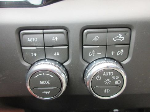 New 2026 GMC Sierra 2500 Denali Ultimate AWD/4WD image 19