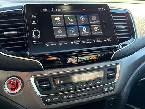 Used 2025 Honda Ridgeline RTL image 16