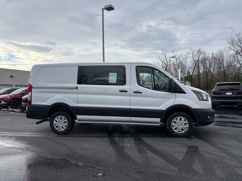 Used 2024 Ford Transit 250 Low Roof w/ Exterior Upgrade Package image 9