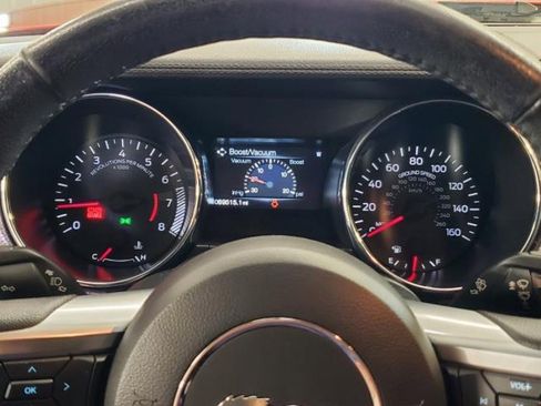 Used 2015 Ford Mustang GT image 22