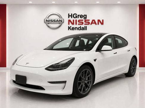 Used 2023 Tesla Model 3 Long Range AWD/4WD image 3