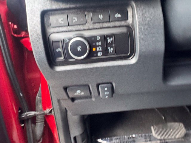 Used 2024 Ford F250 Platinum AWD/4WD image 23
