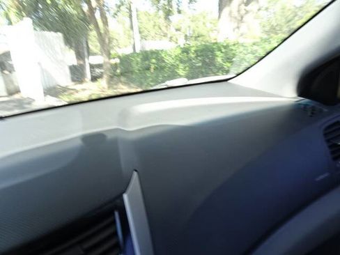 Used 2014 Hyundai Accent GLS w/ Option Group 2 image 41