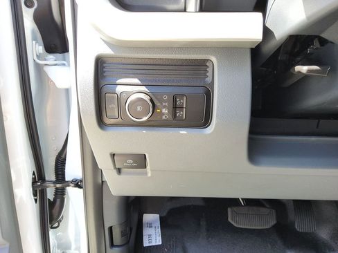 New 2025 Ford F450 XL w/ XL Chrome Package image 8