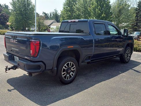 Used 2022 GMC Sierra 3500 AT4 w/ AT4 Premium Plus Package AWD/4WD image 3
