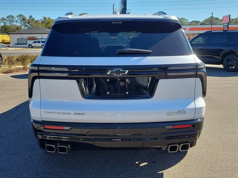 Used 2025 Chevrolet Traverse High Country w/ LPO, Floor Liner Package image 5
