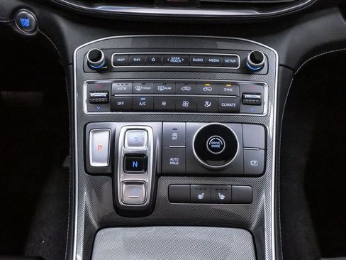Certified 2023 Hyundai Santa Fe SEL w/ Premium Package FWD image 18