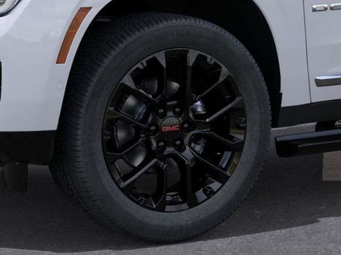 New 2026 GMC Yukon XL Denali image 9