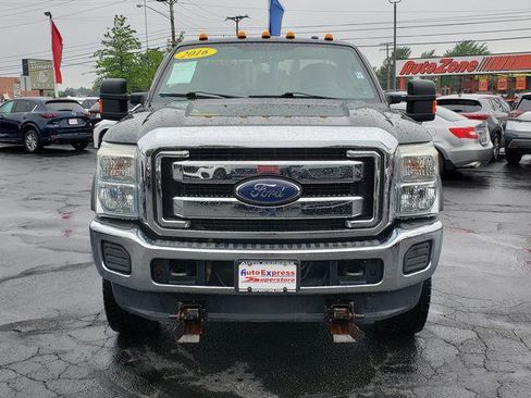 Used 2016 Ford F250 XLT w/ Snow Plow Prep Package AWD/4WD image 2