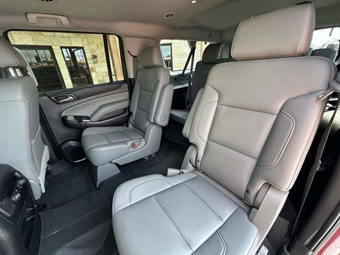 Used 2019 Chevrolet Suburban LT w/ Texas Edition Package image 7