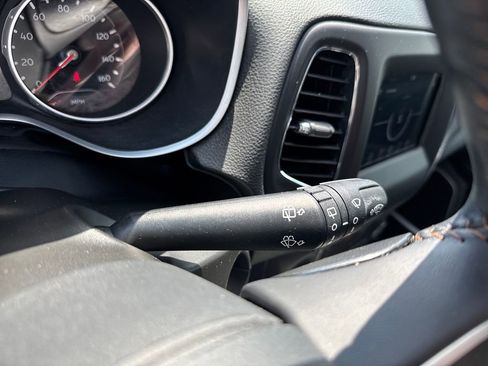 Used 2019 Jeep Compass Latitude w/ Popular Equipment Group FWD image 47