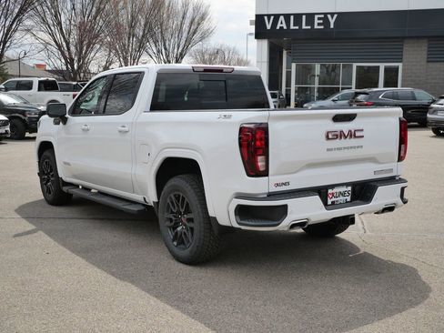 New 2026 GMC Sierra 1500 Elevation w/ Elevation Premium Package image 9