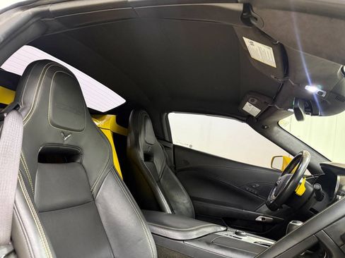 Used 2018 Chevrolet Corvette Z06 RWD image 35