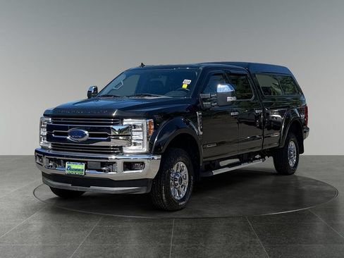 Used 2019 Ford F350 Lariat w/ Lariat Ultimate Package AWD/4WD image 4