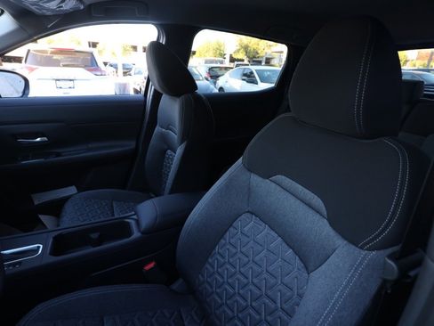 New 2026 Nissan Kicks SV image 15