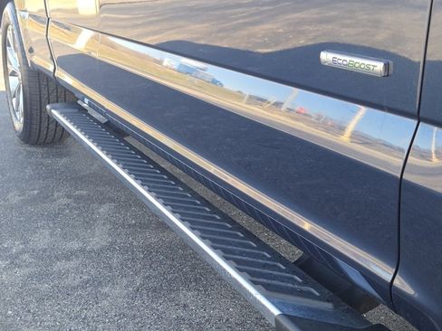 Used 2016 Ford F150 XLT w/ Equipment Group 302A Luxury image 8