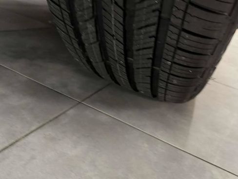 Used 2024 Mercedes-Benz GLE 450e 4MATIC image 15