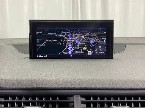 Used 2017 Audi Q7 3.0T Premium Plus AWD/4WD image 20