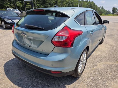 Used 2012 Ford Focus SEL FWD image 9