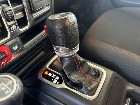 Used 2020 Jeep Wrangler Unlimited Rubicon image 24