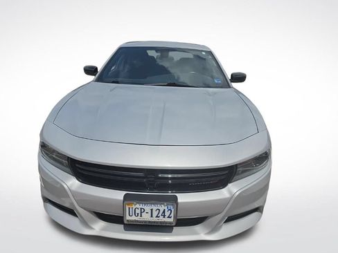 Used 2023 Dodge Charger SXT RWD image 3