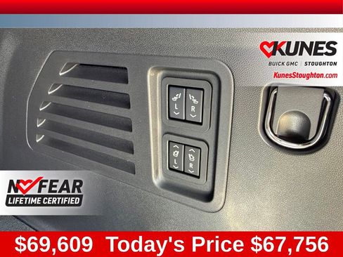 New 2026 GMC Acadia Denali Ultimate w/ LPO, Floor Liner Package AWD/4WD image 22