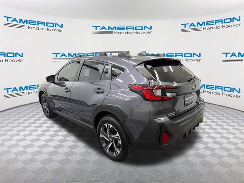 Used 2024 Subaru Crosstrek 2.0i Premium AWD/4WD image 3