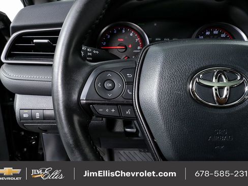 Used 2023 Toyota Camry XSE image 10