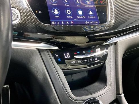 Used 2023 Cadillac XT6 Sport AWD/4WD image 17