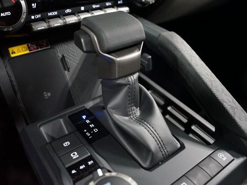 New 2026 Toyota Tacoma Limited AWD/4WD image 25
