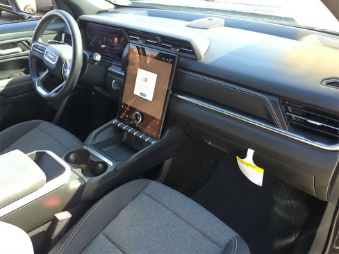 Used 2026 GMC Terrain Elevation image 26