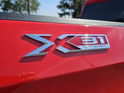 Used 2025 GMC Sierra 1500 Elevation w/ X31 Off-Road Package AWD/4WD image 12