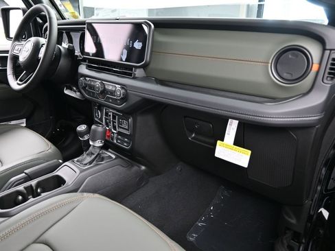 New 2026 Jeep Gladiator Mojave image 39