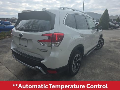 Used 2023 Subaru Forester Touring image 7