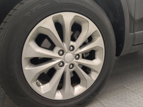 Used 2015 Kia Sorento EX image 31