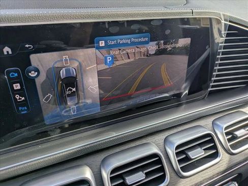 New 2026 Mercedes-Benz GLS 450 4MATIC image 13